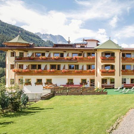 Alpenhotel Tirolerhof 盖洛斯 外观 照片